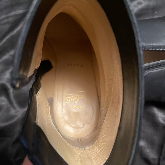 Louboutin red bottom boots - Picture 10 of 16